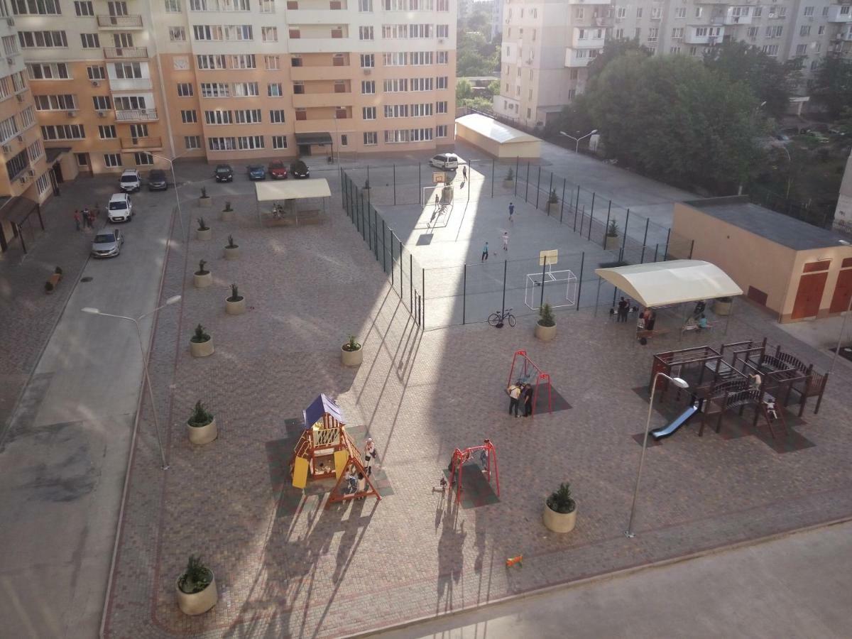 Своя Однокомнатная Квартира Odesa Exterior photo
